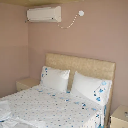 Kirmizi Yali Motel Çınarcık