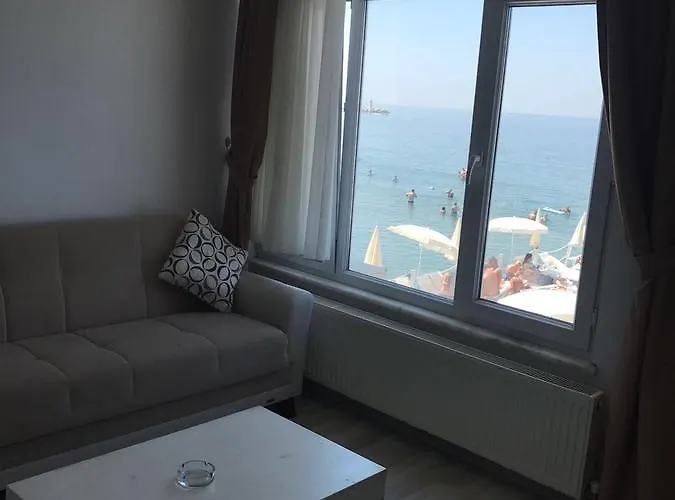 Kirmizi Yali 모텔 Çınarcık